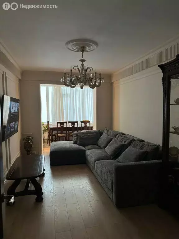 3-комнатная квартира: Махачкала, улица Ломоносова, 9А (75 м) - Фото 1