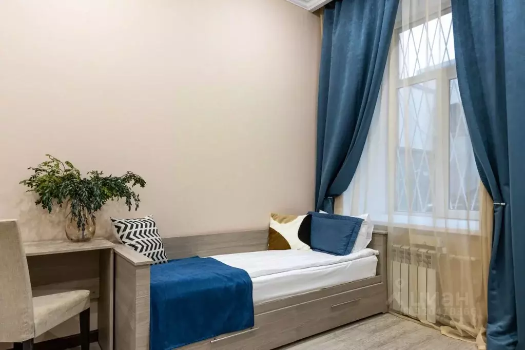 Комната Санкт-Петербург пер. Пирогова, 7 (18.0 м) - Фото 0