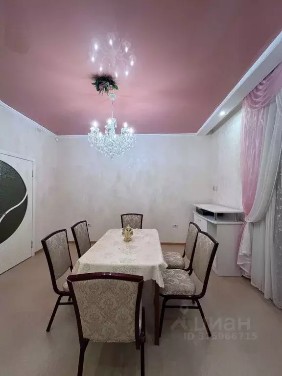 3-к кв. Кировская область, Киров ул. Щорса, 37А (147.0 м) - Фото 0