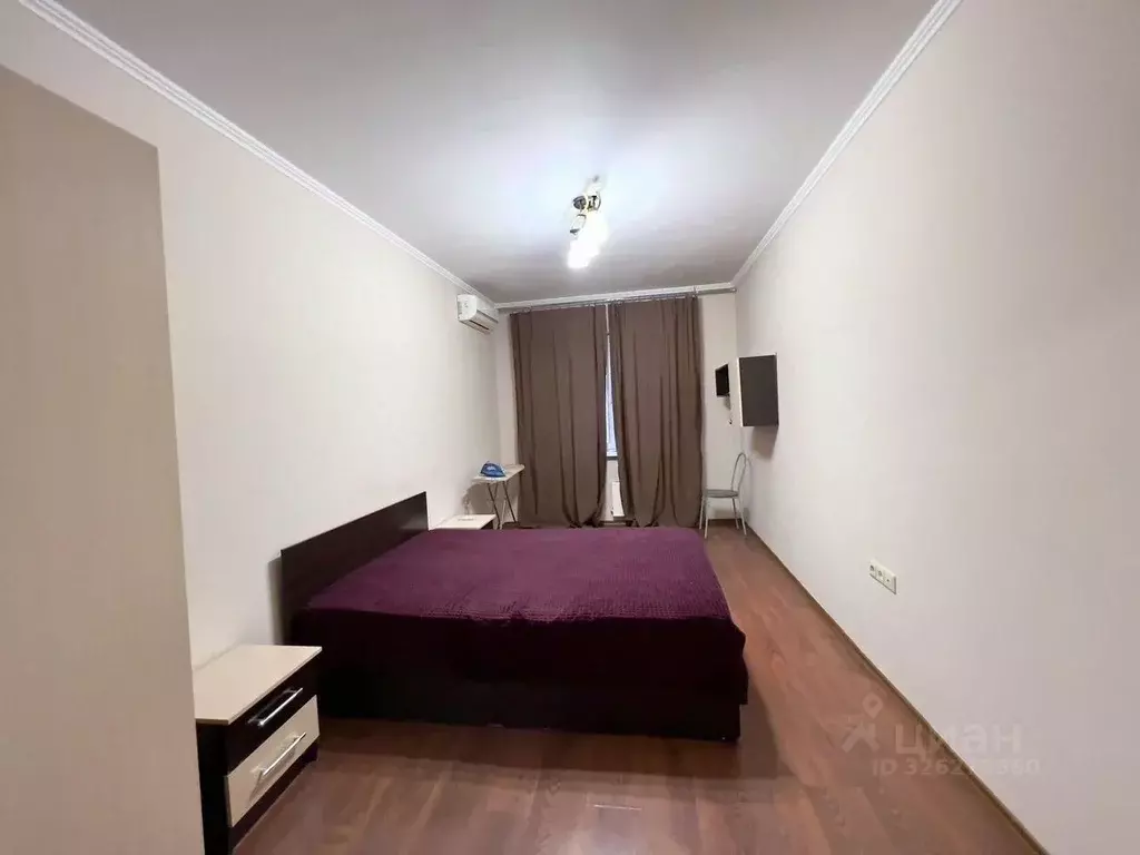 3-к кв. Краснодарский край, Новороссийск Южная ул., 13 (87.0 м) - Фото 1