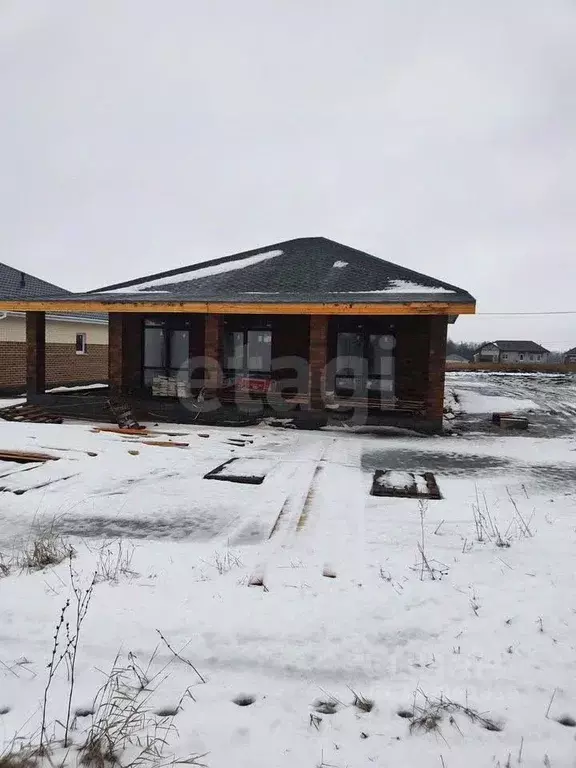 Дом в Белгородская область, Белгородский район, с. Стрелецкое ул. ... - Фото 1