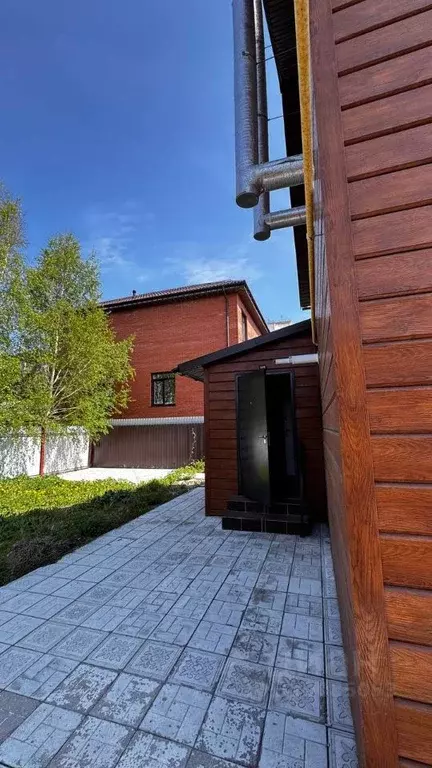 Дом в Омская область, Омск Омская ул., 185 (139 м) - Фото 1