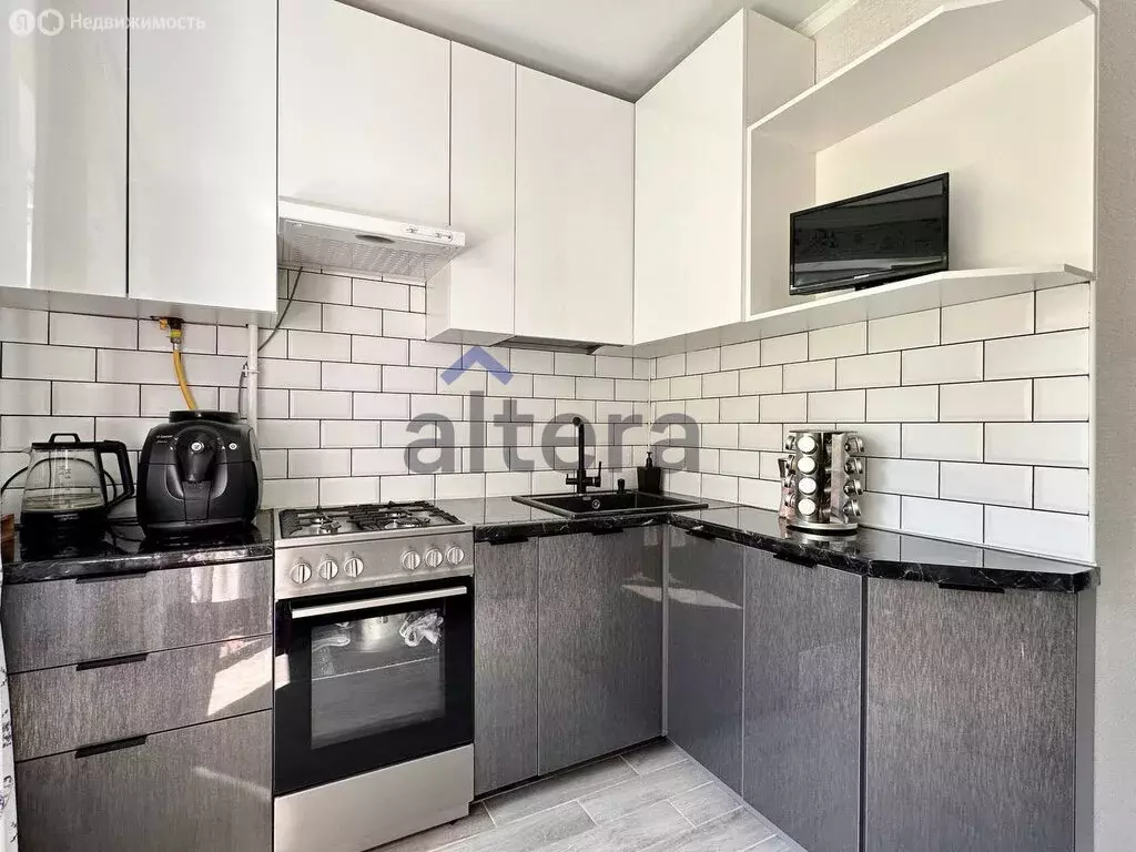 1-комнатная квартира: Казань, улица Батыршина, 21 (33 м) - Фото 0