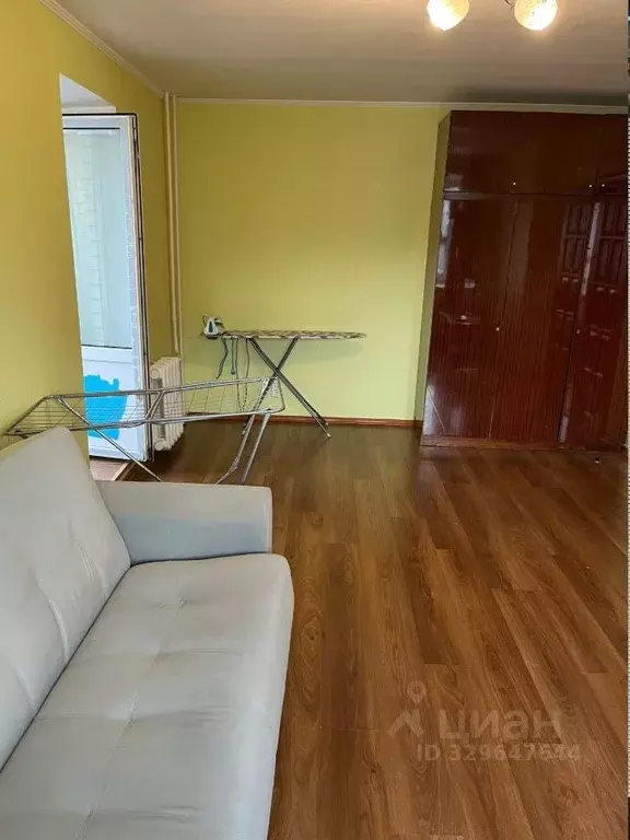 1-к кв. Кировская область, Киров Солнечная ул., 14 (30.0 м) - Фото 2