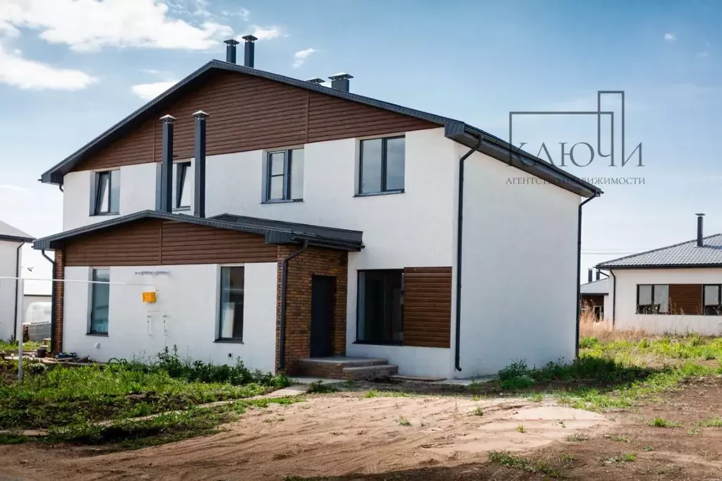 Таунхаус в Челябинская область, Магнитогорск ул. Дубравная, 28 (122 м) - Фото 1