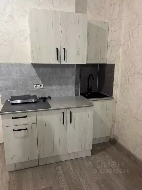 Студия Красноярский край, Красноярск Соколовская ул., 76 (26.4 м) - Фото 1