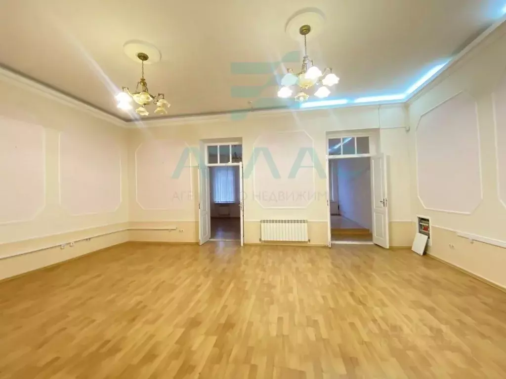 Офис в Крым, Симферополь ул. Турецкая, 16 (150 м) - Фото 1