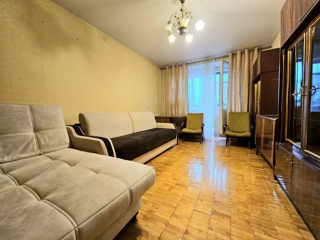 1-к кв. Кировская область, Киров ул. Пятницкая, 40 (40.6 м) - Фото 1