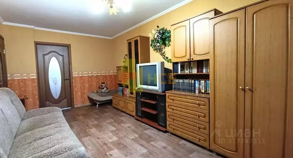 2-к кв. Омская область, Омск ул. 75-й Гвардейской Бригады, 10Б (45.0 ... - Фото 0