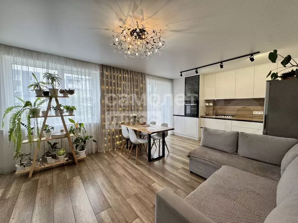 3-к. квартира, 72 м, 1/3 эт. - Фото 0