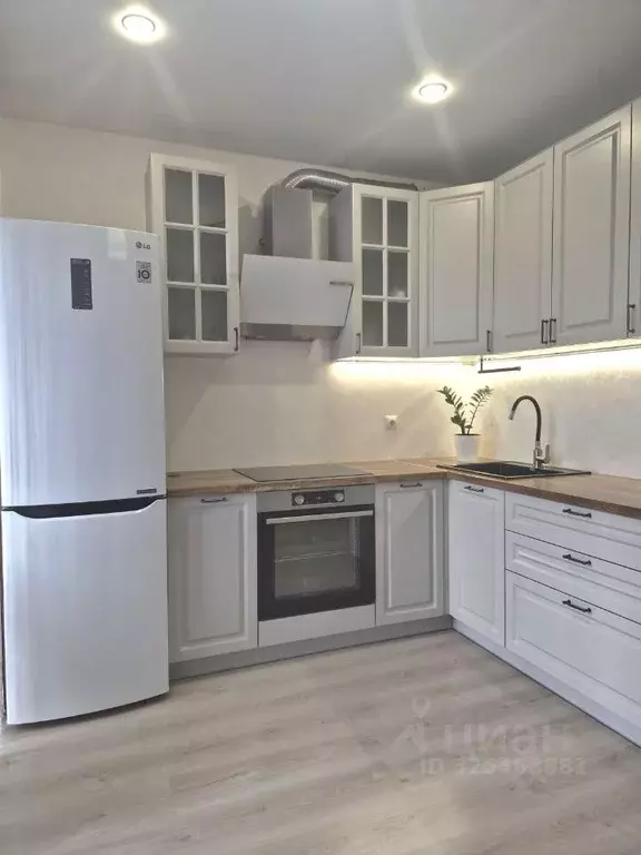 1-к кв. Татарстан, Пестречинский район, Кощаковское с/пос, д. Царево ... - Фото 1