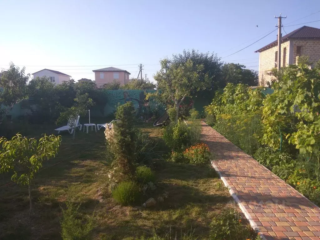 Дом в Крым, Сакский район, Уютненское с/пос, Прибой-2 садовое ... - Фото 1