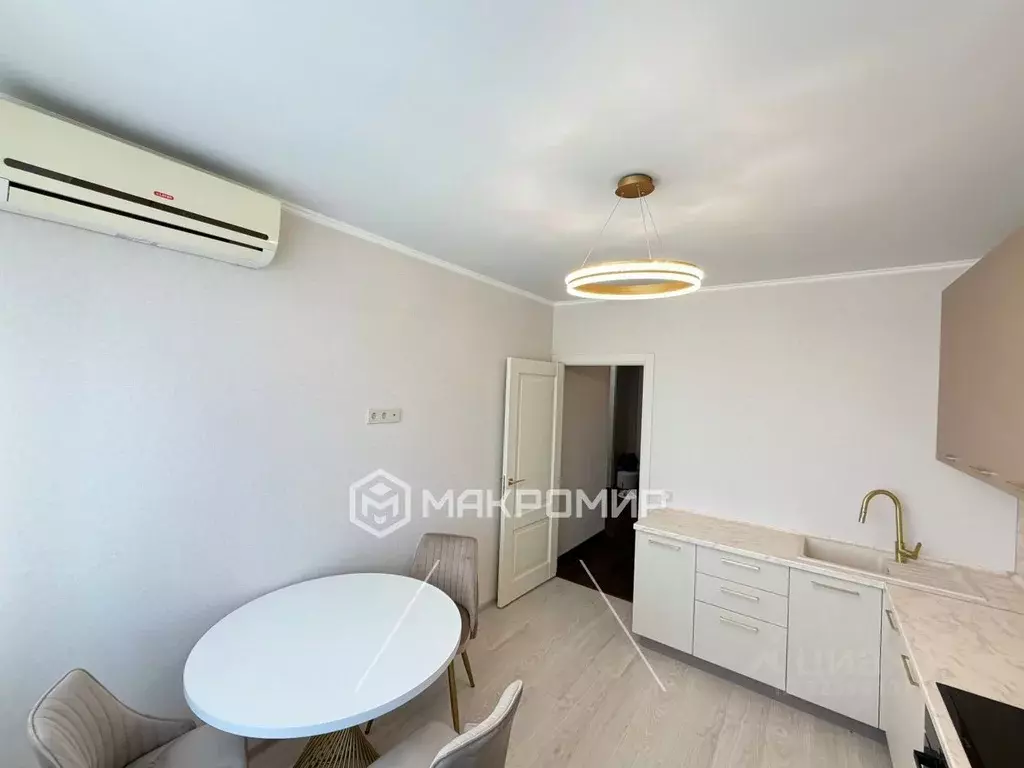 3-к кв. Орловская область, Орел ул. Гагарина, 75 (85.1 м) - Фото 2