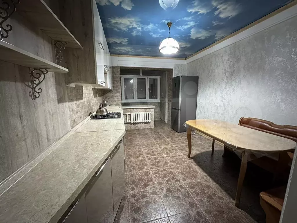 3-к. квартира, 70 м, 8/10 эт. - Фото 1