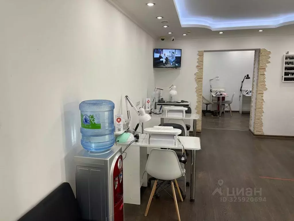 Помещение свободного назначения в Татарстан, Казань ул. Максимова, 3 ... - Фото 2