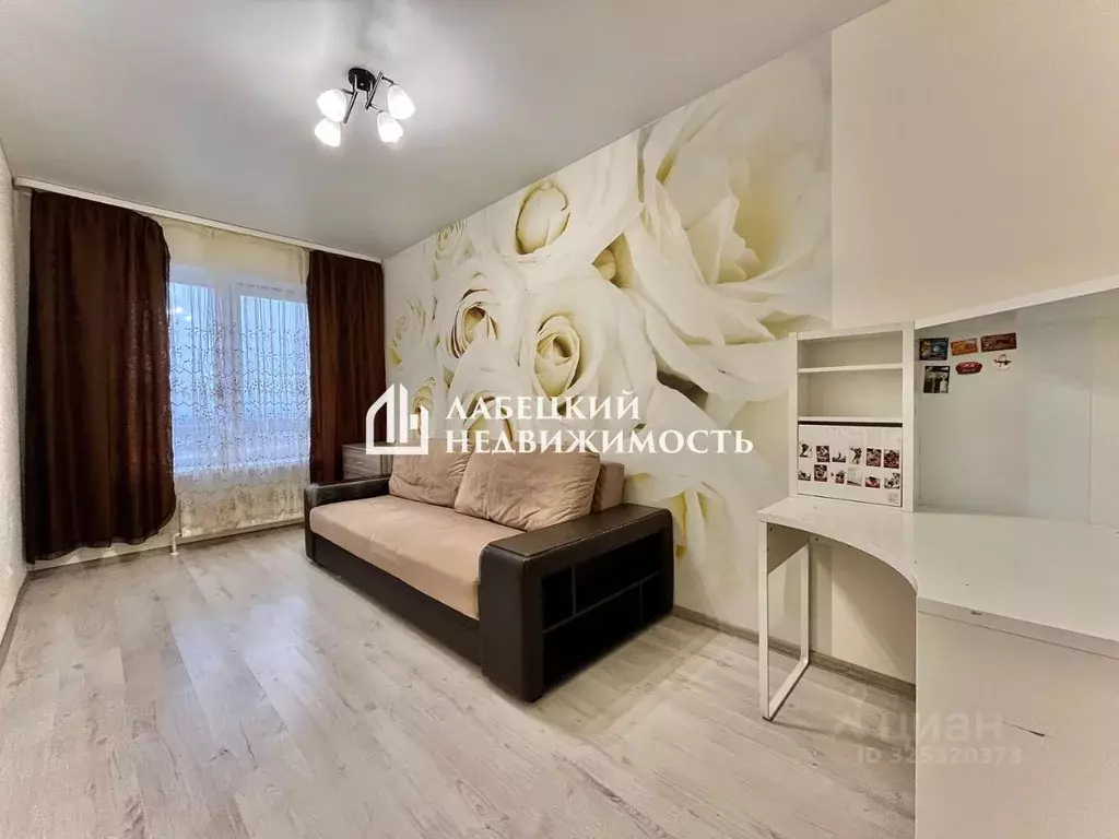 1-к кв. Татарстан, с. Высокая Гора ул. Рождественская, 8В (33.1 м) - Фото 2