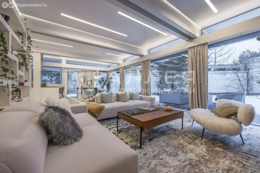 Дом в деревня Чесноково, КП Ренессанс парк (240 м) - Фото 0