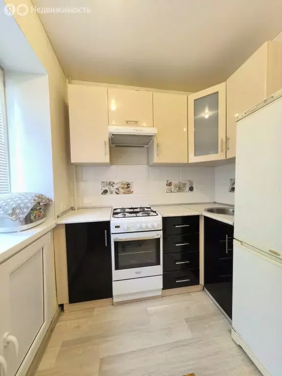 2-комнатная квартира: Саратов, улица Бабушкин Взвоз, 15 (48 м) - Фото 0