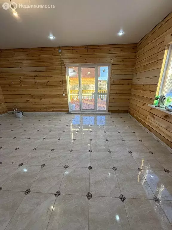 Дом в Урик, Заречная улица, 2 (180 м) - Фото 1