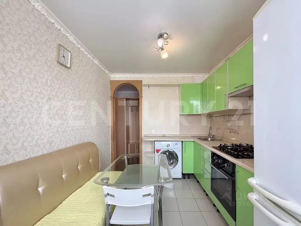 3-к кв. Чувашия, Чебоксары ул. Чапаева, 4 (76.4 м) - Фото 1