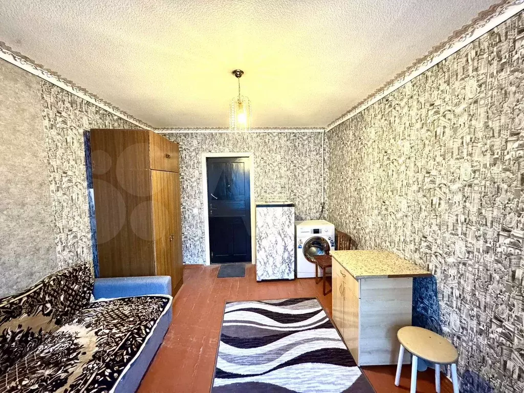 Комната 12,8 м в 5-к., 2/5 эт. - Фото 1