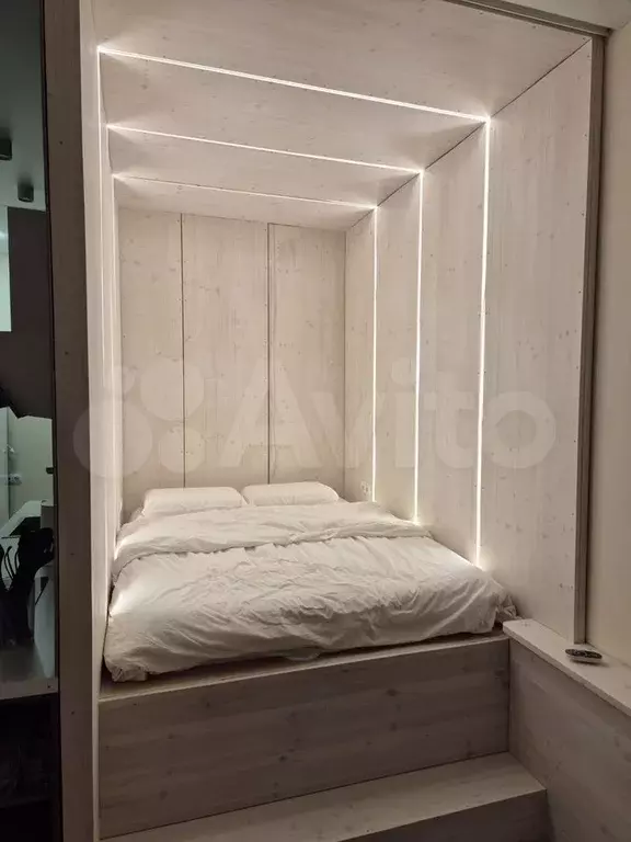 Комната 32 м в 2-к., 1/9 эт. - Фото 0