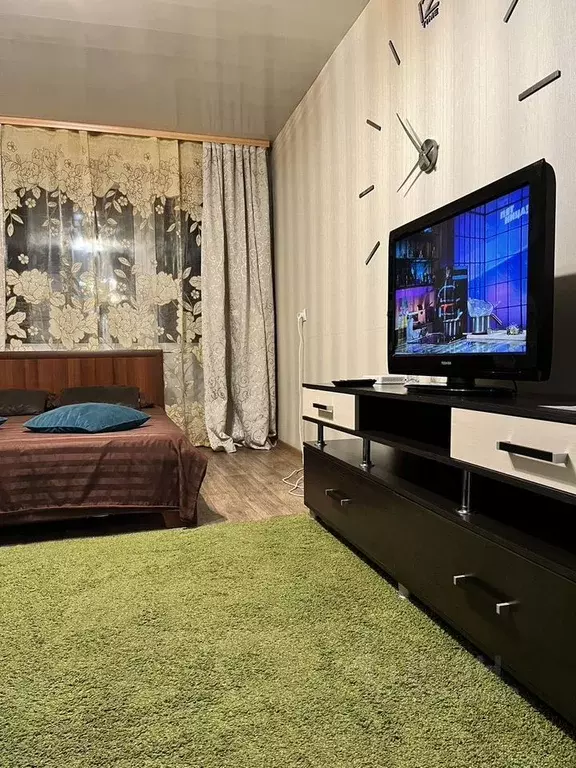 1-к кв. Омская область, Омск ул. Чайковского, 1 (37.0 м) - Фото 1