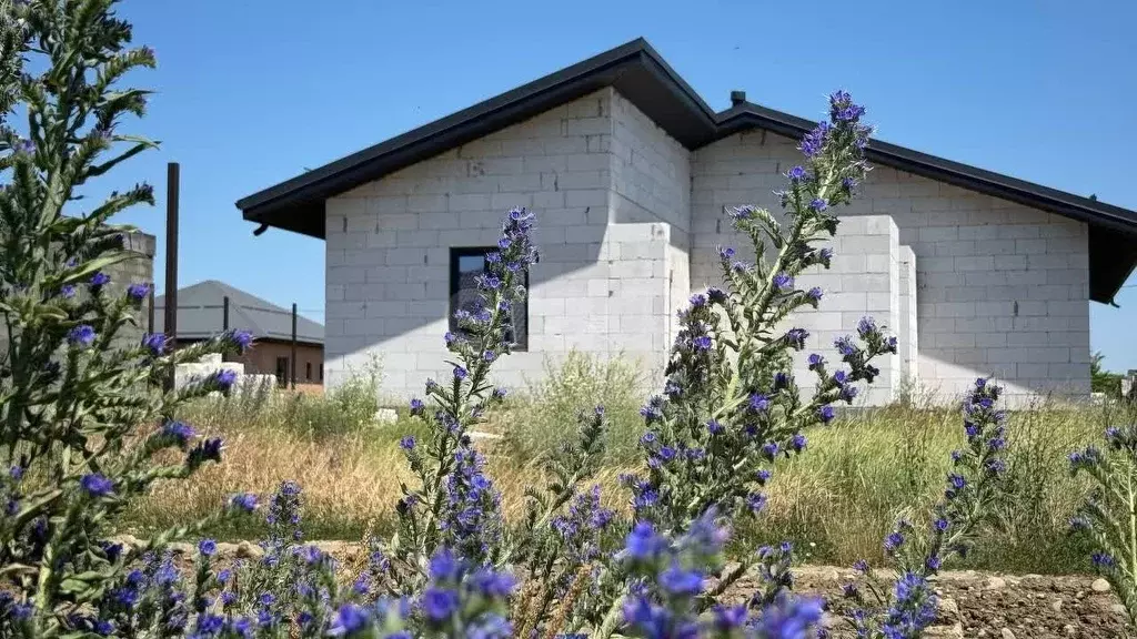 Дом в Адыгея, Майкоп городской округ, Гавердовский хут. пер. Майский ... - Фото 1