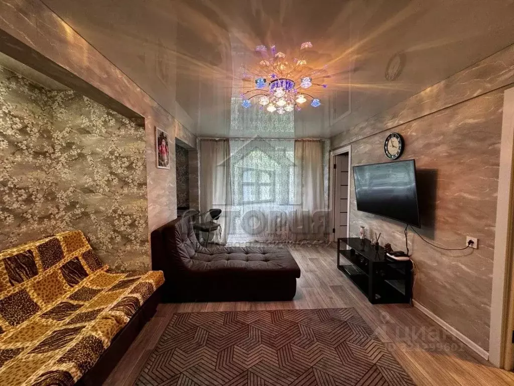 3-к кв. Красноярский край, Красноярск ул. Мичурина, 29а (49.4 м) - Фото 1