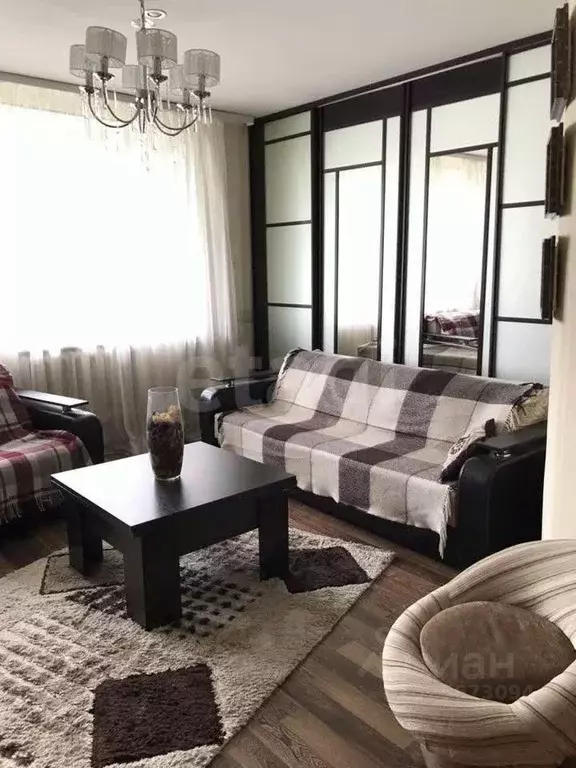 3-к кв. Калужская область, Калуга ул. Огарева, 40к2 (76.0 м) - Фото 1