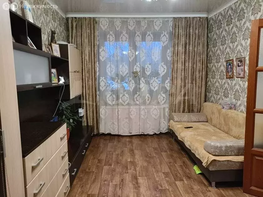 2-комнатная квартира: Тюмень, улица Николая Чаплина, 125 (55 м) - Фото 2