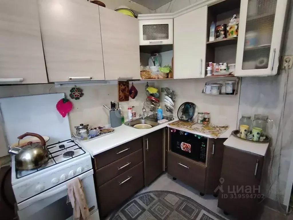 3-к кв. Вологодская область, Череповец Комсомольская ул., 18 (54.3 м) - Фото 0