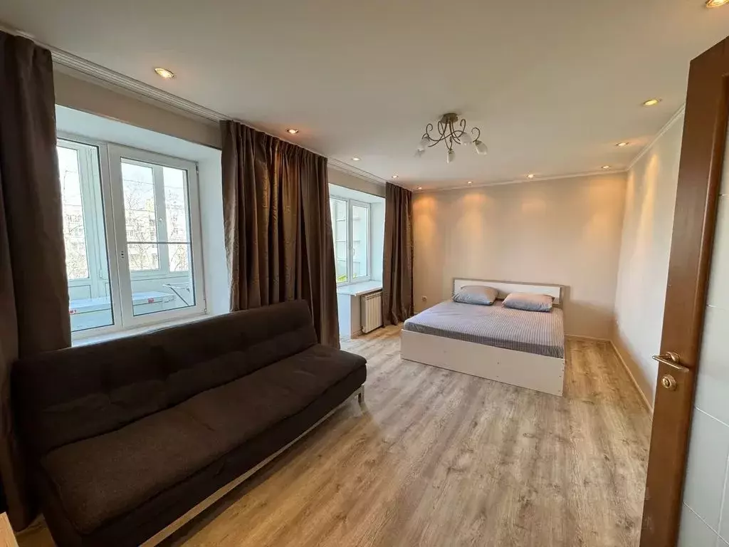 2-к кв. Хабаровский край, Хабаровск ул. Калинина, 122 (60.0 м) - Фото 1