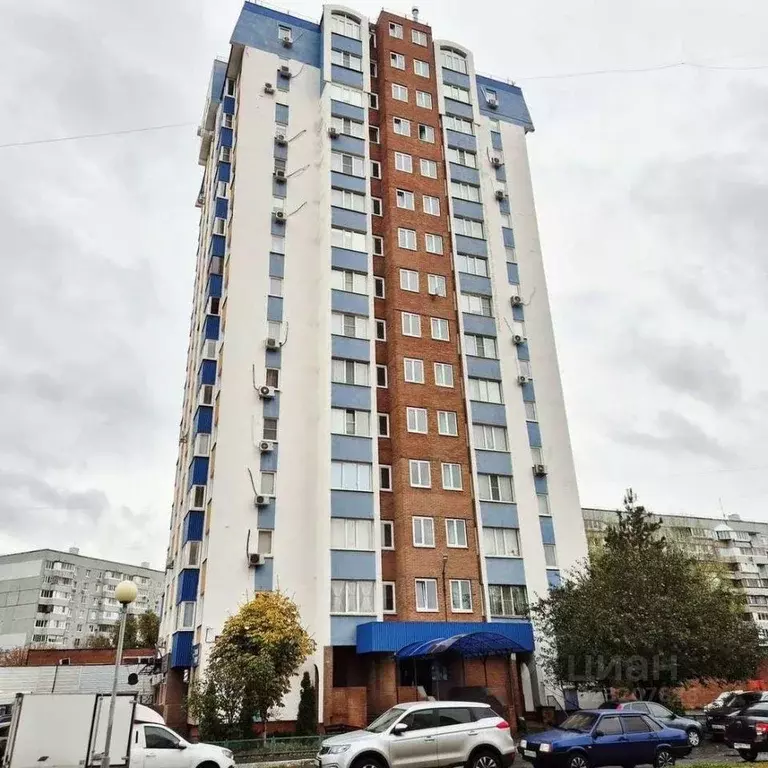 1-к кв. Самарская область, Тольятти ул. 70 лет Октября, 52 (51.0 м) - Фото 1