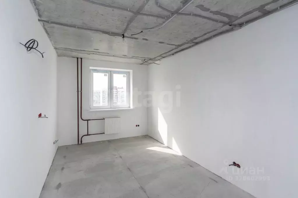 2-к кв. Тюменская область, Тюмень ул. Пермякова, 79 (86.8 м) - Фото 1