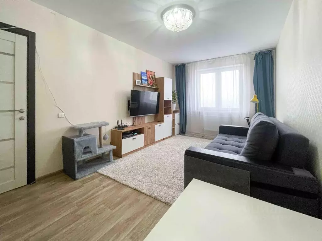 2-к кв. Чувашия, Чебоксары бул. Солнечный, 4 (55.5 м) - Фото 1