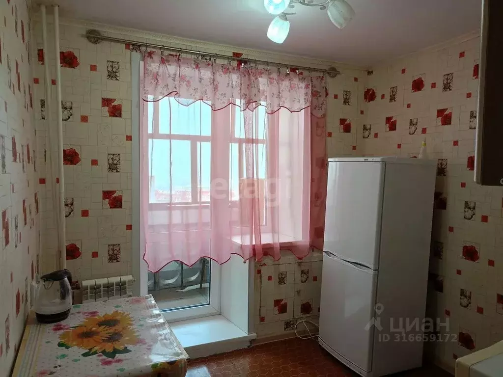 3-к кв. Кемеровская область, Березовский ул. Черняховского, 22 (66.4 ... - Фото 1