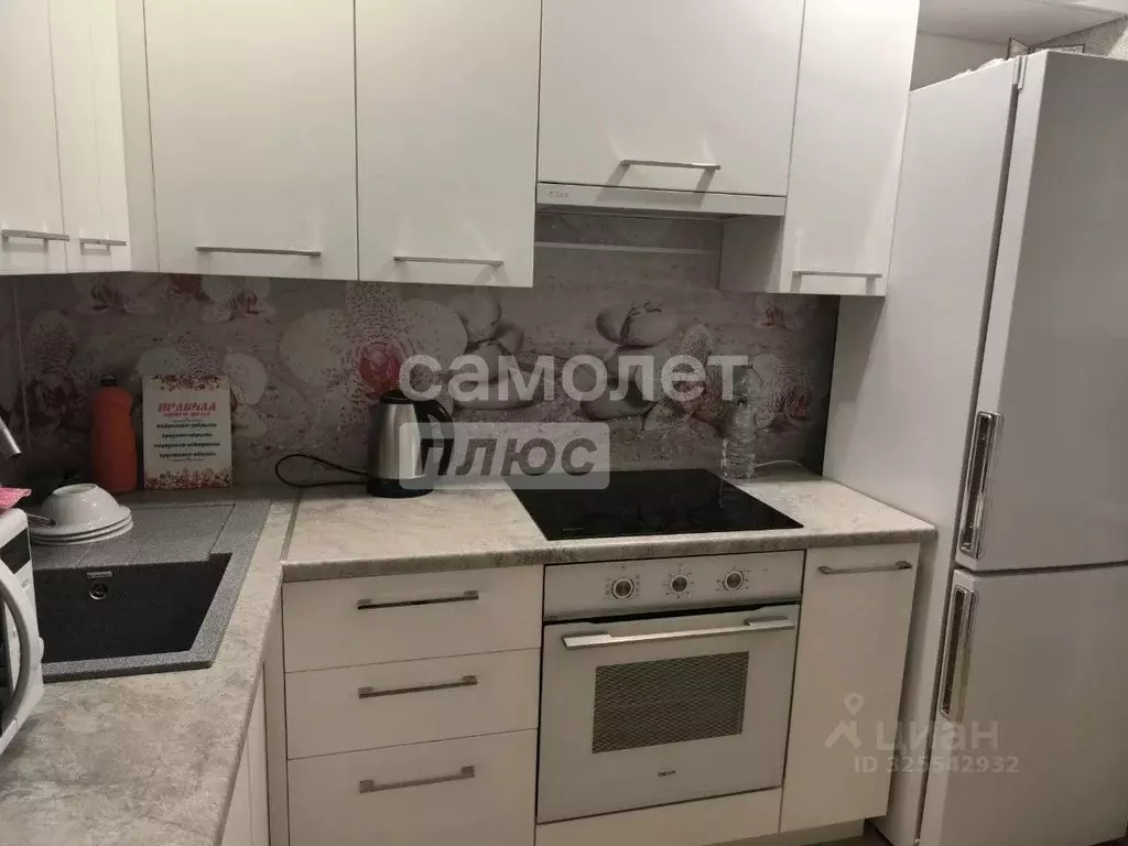 1-к кв. Марий Эл, Йошкар-Ола ул. Петрова, 32 (32.6 м) - Фото 1