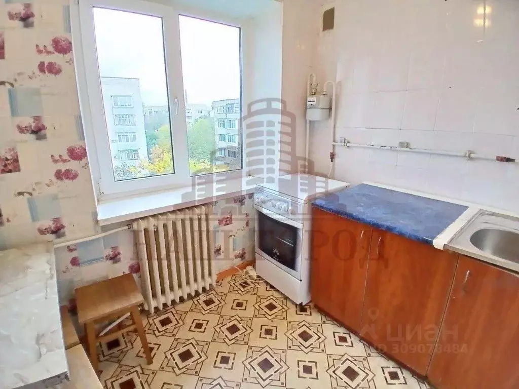 2-к кв. Крым, Феодосия ул. Гарнаева, 73 (48.2 м) - Фото 2