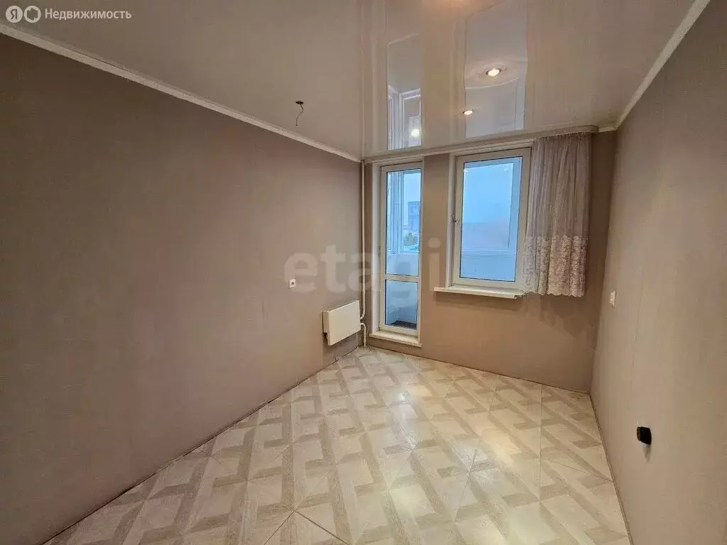 2-комнатная квартира: Ялуторовск, улица Свободы, 164к2 (54.7 м) - Фото 2