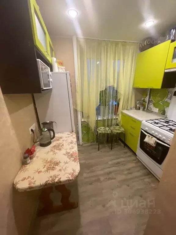 Комната Москва Сиреневый бул., 69К1 (14.0 м) - Фото 0