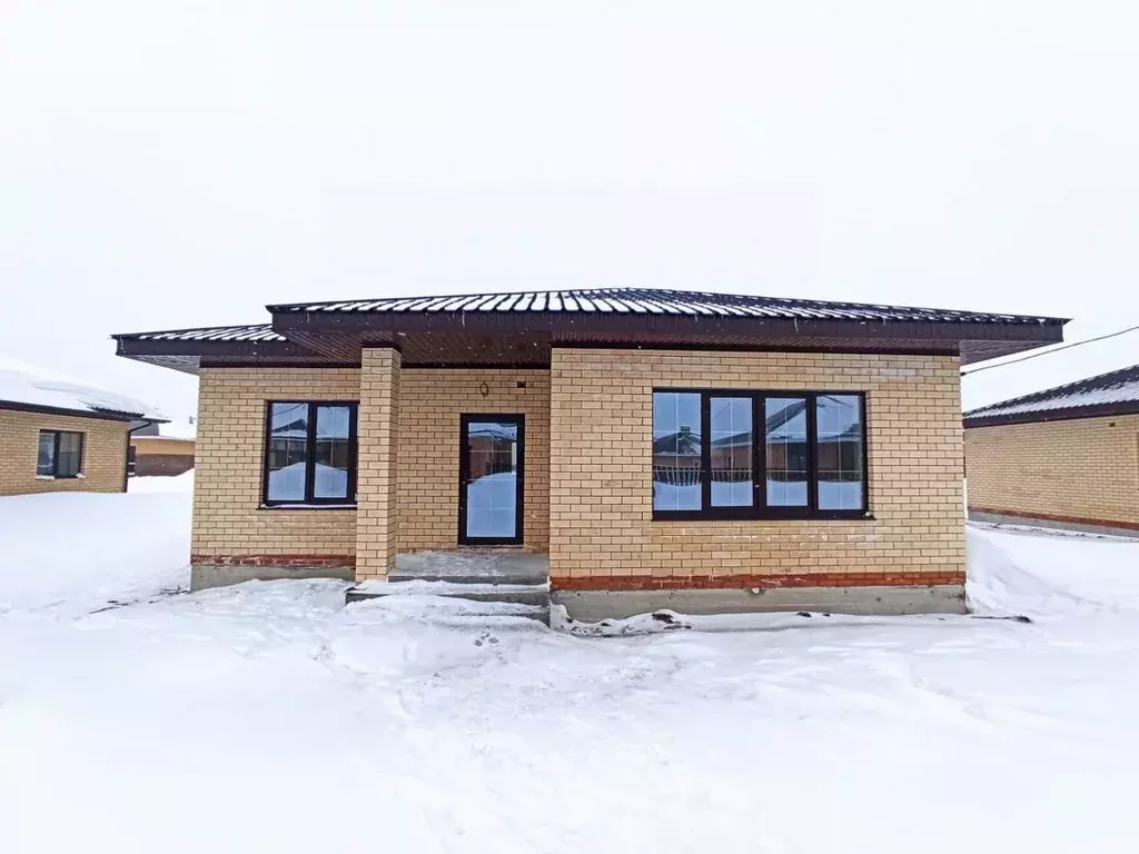 Дом в Башкортостан, Уфа городской округ, с. Нагаево пер. Женьшеневый, ... - Фото 1