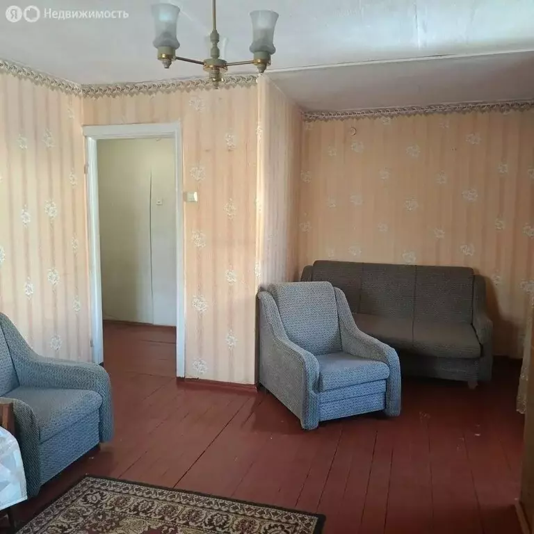 1-комнатная квартира: Слюдянка, улица Пушкина, 13 (35 м) - Фото 1