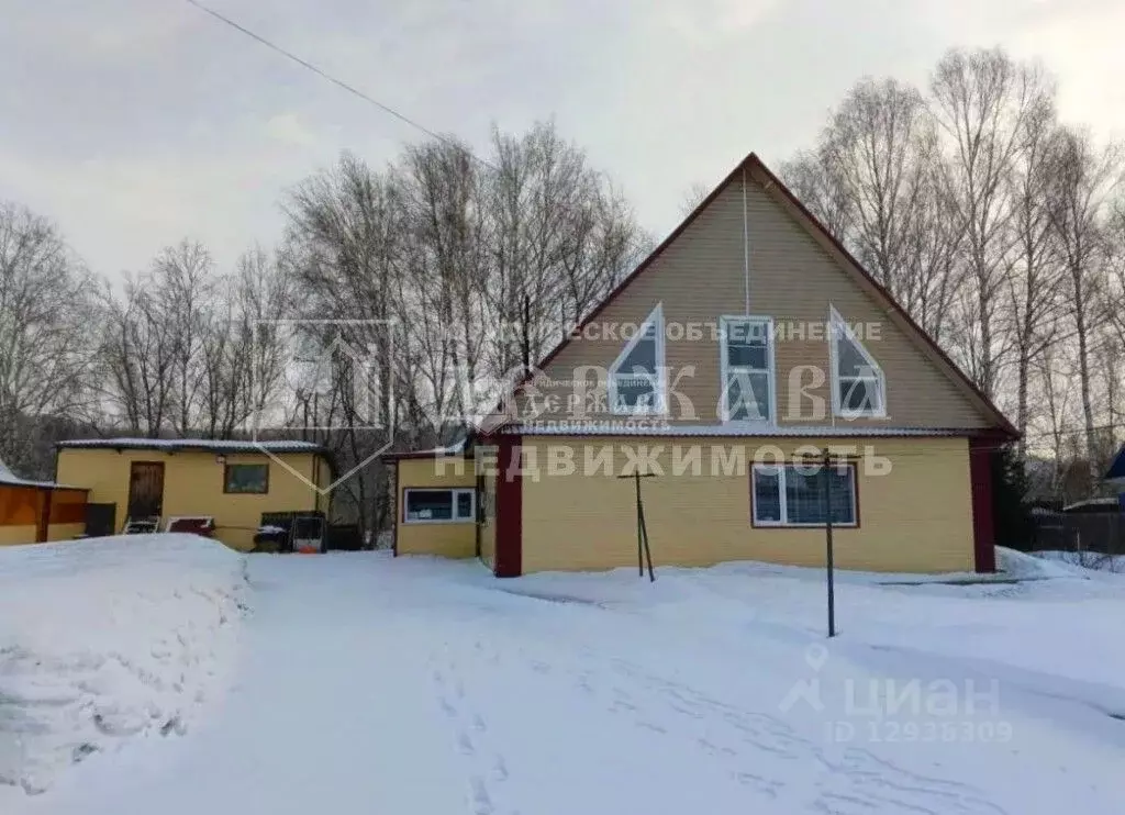 Дом в Кемеровская область, Крапивинский пгт ул. Весенняя (187 м) - Фото 0