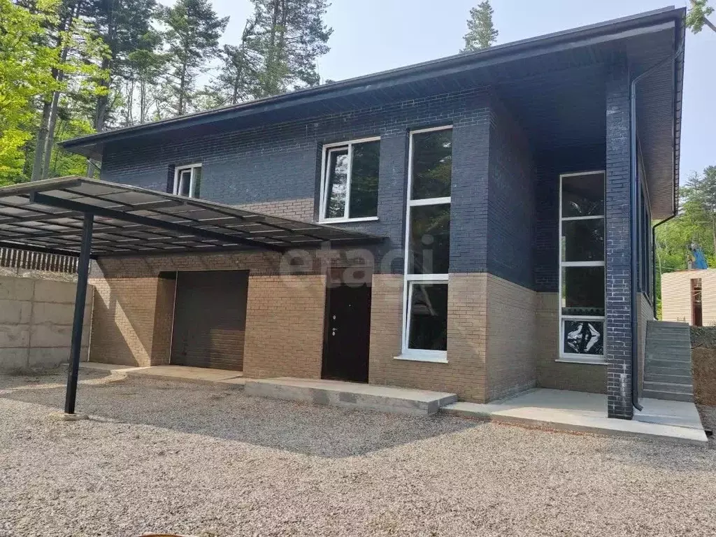 Дом в Приморский край, Владивосток ул. Бетховена, 11 (211 м) - Фото 1