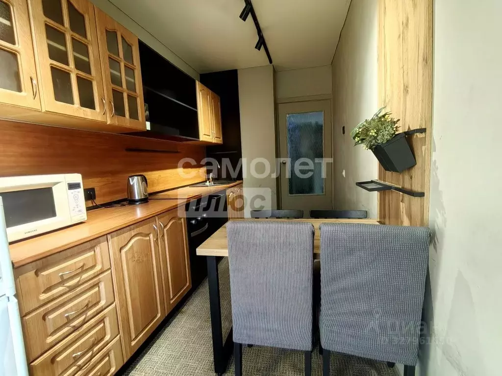 3-к кв. Иркутская область, Иркутск ул. Муравьева, 13 (67.1 м) - Фото 0