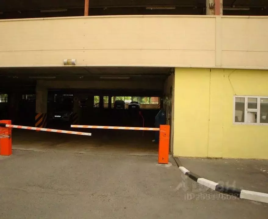 Гараж в Москва Волжский бул., 1к2 (15 м) - Фото 1