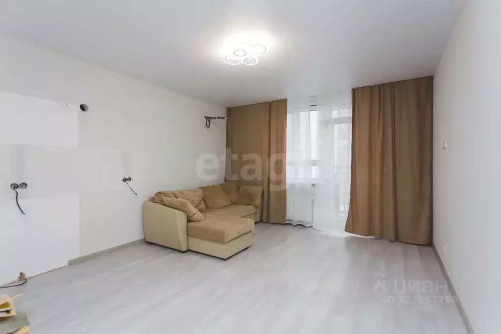 Студия Башкортостан, Уфа ул. Подполковника Недошивина, 13 (30.31 м) - Фото 1