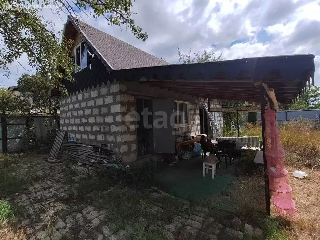 Дом в Энгельсский район, Красноярское муниципальное образование, СНТ ... - Фото 1