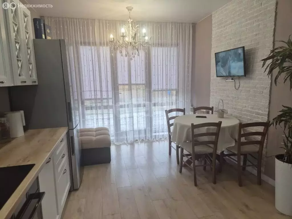 Дом в село Вознесеновка, Комсомольская улица (112 м) - Фото 1